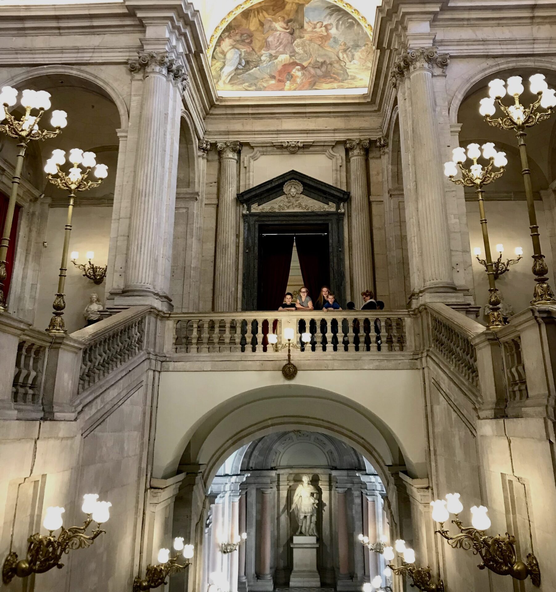 Het Palacio Real in Madrid ontdekken met de kinderen